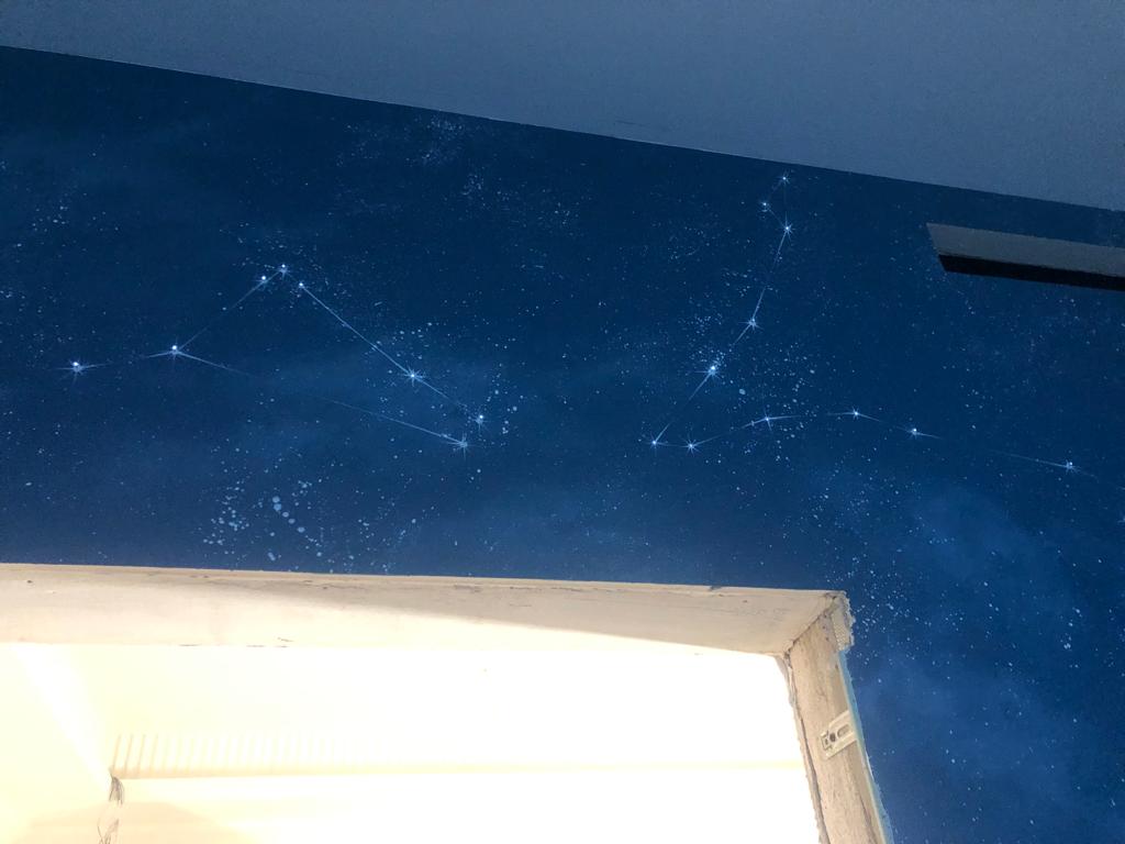 Роспись деткой комнаты «звезды»